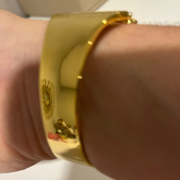 Elegant Gold, Rose Gold and Silver Women's Bracelet cuff - Picture 7 of 8